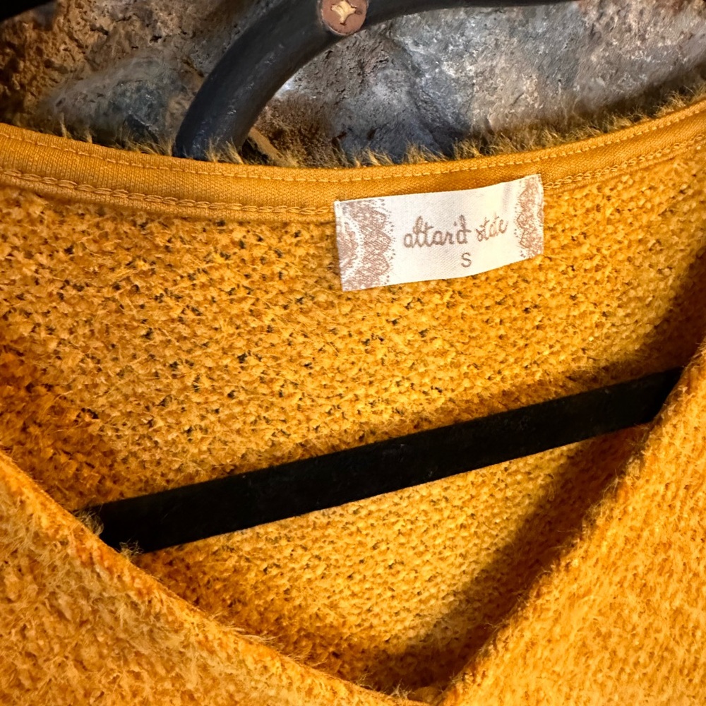 Women’s small yellow sweater by Altar’d. 💛 - Picture 6 of 12